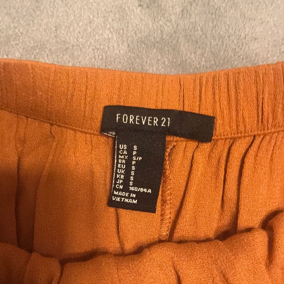 Spring dress - Picture 2 of 3